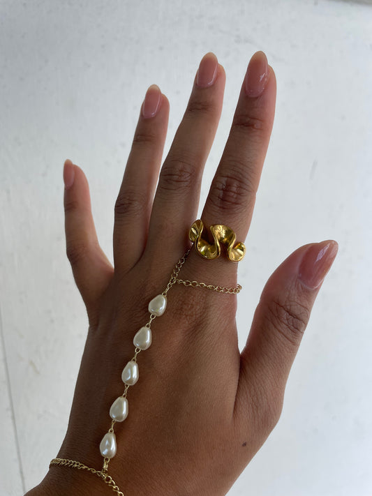 Wavy Gold Textured Ring