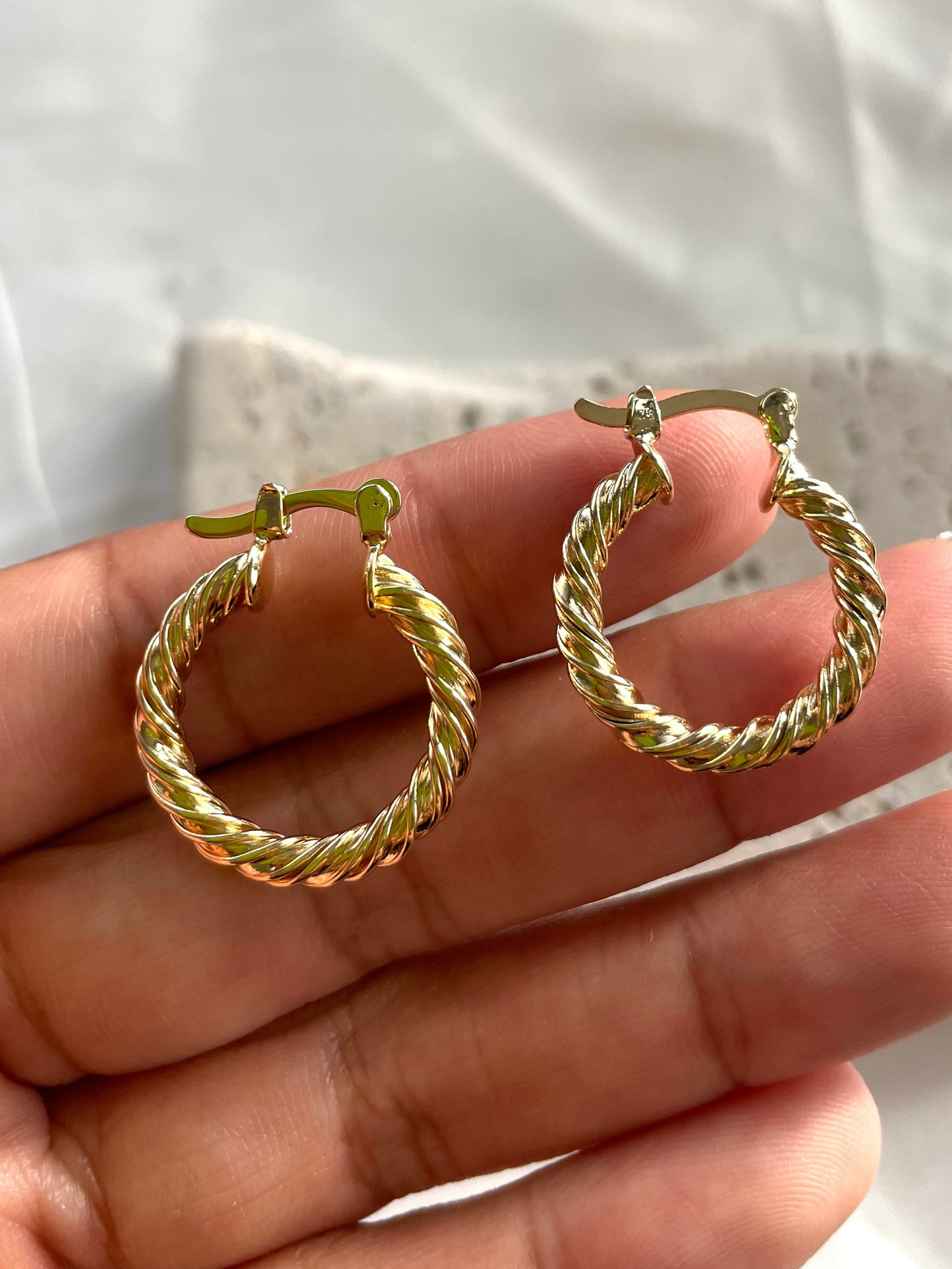 18k Gold Filled 15mm Twisted Hoop Earrings